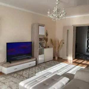 At Апартаменты